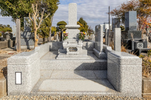 都営八柱霊園　5㎡墓所和型墓